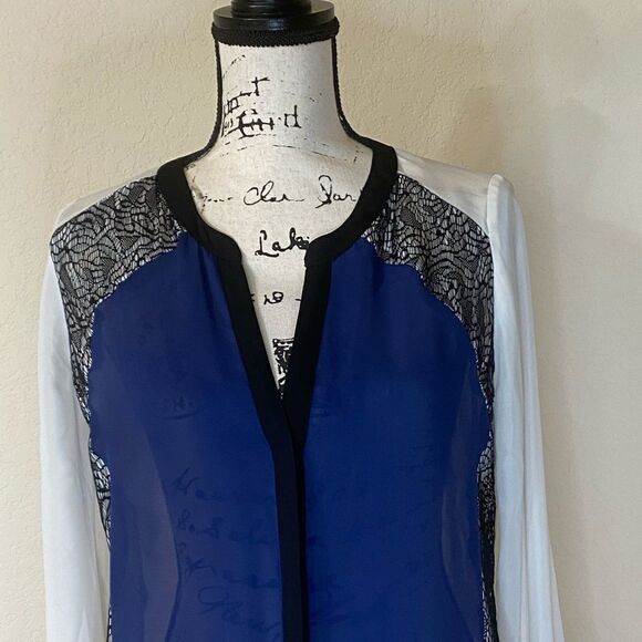 Worthington Long Sleeve Blouse - Picture 3 of 9